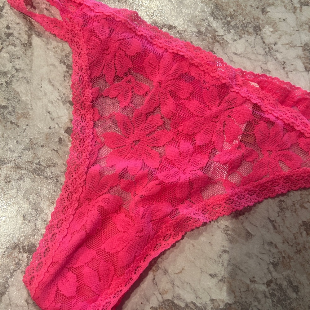 VS PINK Double Strap Thong Panty Lace Floral Large NWT Hot Pink - Picture 2 of 7